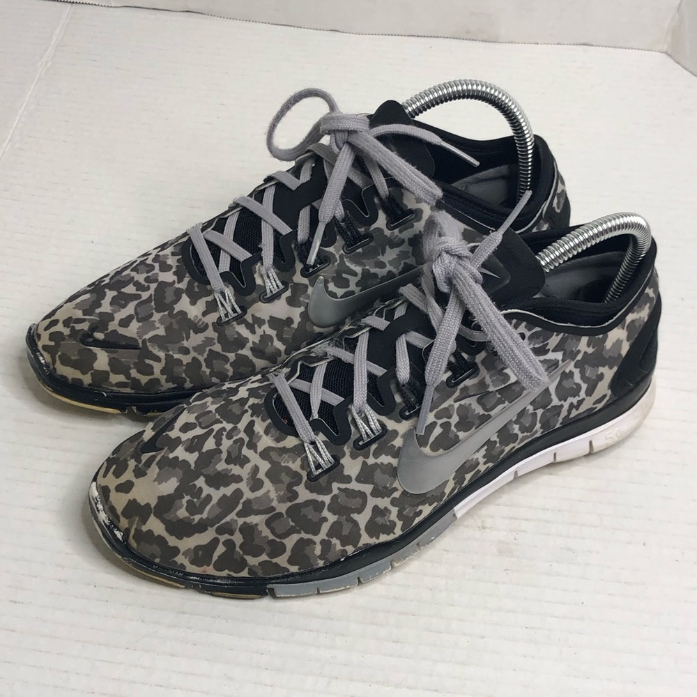 Nike Sneakers Womens 8.5 Free TR Connect 2 Training Shoe Leopard Print Gray